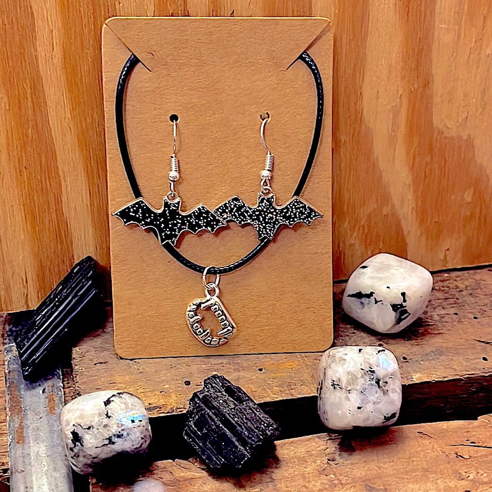 BOGO!! Vampire Fangs & Sparkly Bats Necklace & Earring SET 🦇✨ Halloween Costume